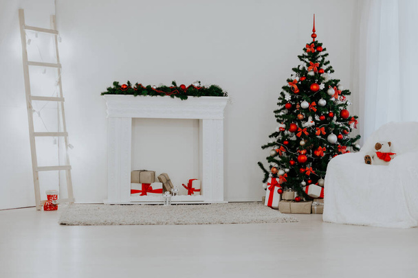 camera decorata per le vacanze di Natale nuovi regali albero di Natale - Foto, immagini