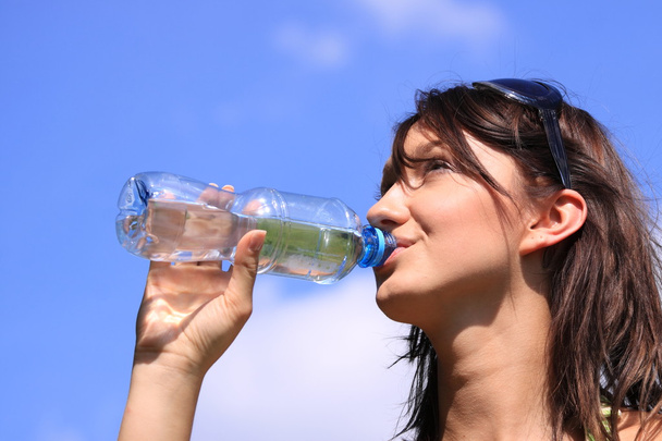 Girl drinking water - Фото, зображення