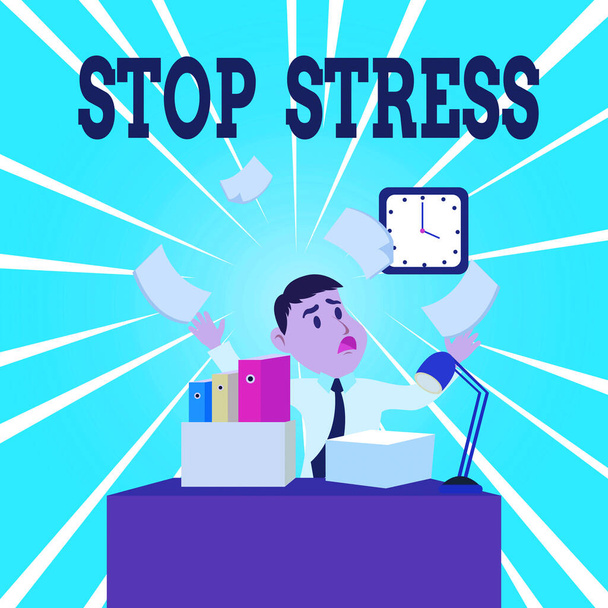 Textzeichen mit Stopp-Stress. konzeptionelle Foto suchen Hilfe nehmen Medikamente verbringen Zeit mit Liebesbeziehungen bekommen mehr Schlaf verwirrt männliche Mitarbeiter Manager überfüllt Arbeitsraum Zeitmangel. - Foto, Bild