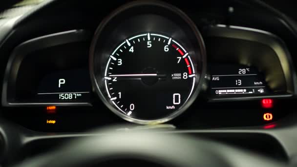 Sebességmérő gyors autó autó sebesség műszerfal felgyorsítása - Felvétel, videó