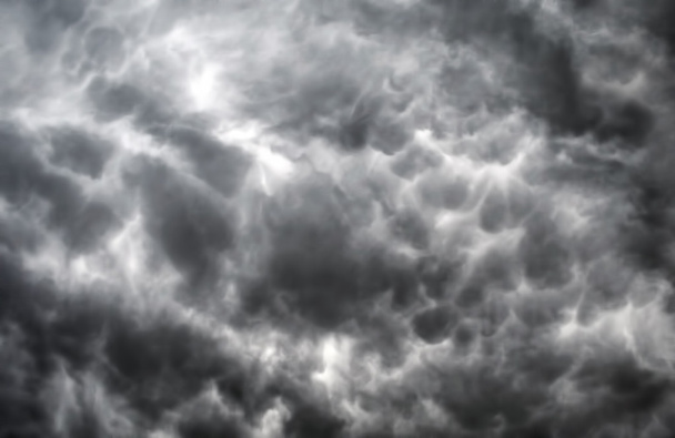 Темні хмари фону
 - Фото, зображення