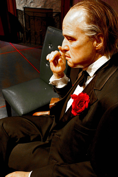 Los Angeles, Ca - 28. října 2013: Voskové figurky Marlona Branda jako kmotra Don Vito Corleone, Marlon Brando - Madame Tussauds Hollywood. - Fotografie, Obrázek
