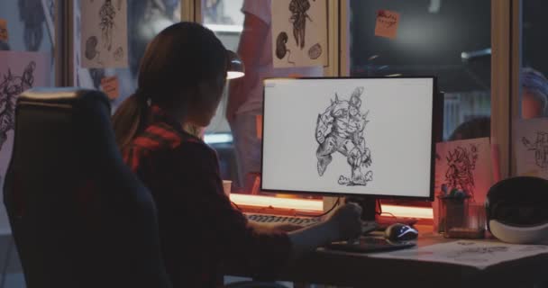 Mujer joven dibujo juego de arte
 - Metraje, vídeo