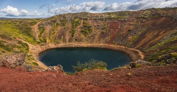 Kerid kráter panorámás kilátása Izlandon - Fotó, kép