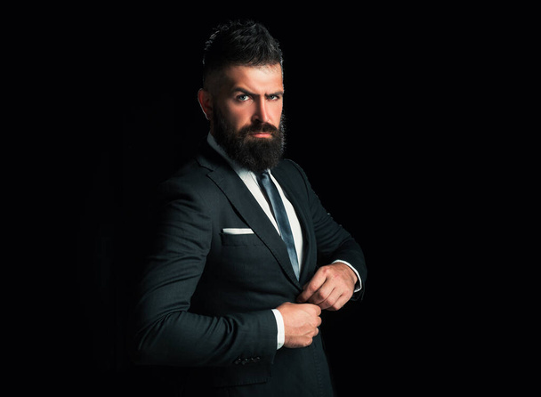Bearded man suit fashion. Luxury classic suits, vogue. Man in classic suit, shirt and tie. Business man concept. - Foto, imagen