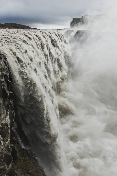 Dettifoss waterfall in iceland. The most powerful waterfall in E - Foto, imagen