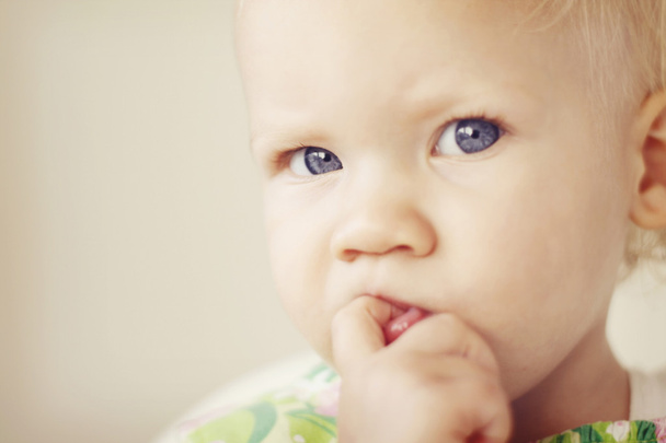 Portrait of a thoughtful looking toddler - Foto, Imagem