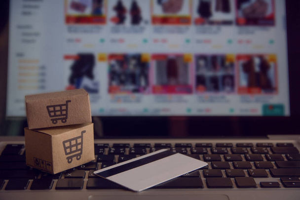 Concepto de compras en línea - Servicio de compras en la web en línea. Con...
 - Foto, Imagen