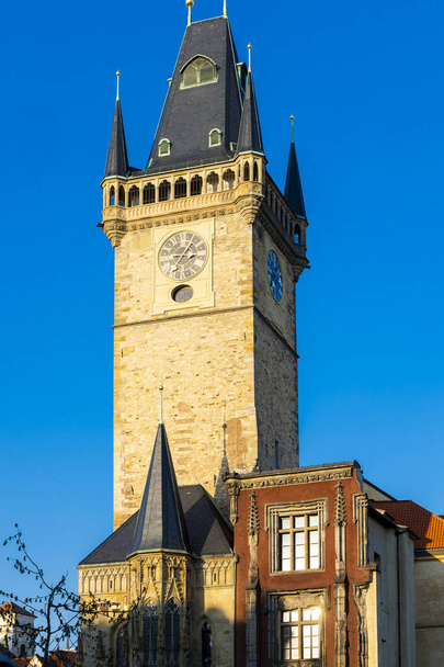 Torre del Ayuntamiento en la Plaza de la Ciudad Vieja, Praga, República Checa
 - Foto, Imagen