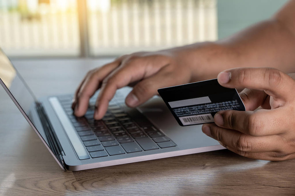 Einkaufen und Online-Zahlung Kreditkartenkauf Online-Geschäft - Foto, Bild