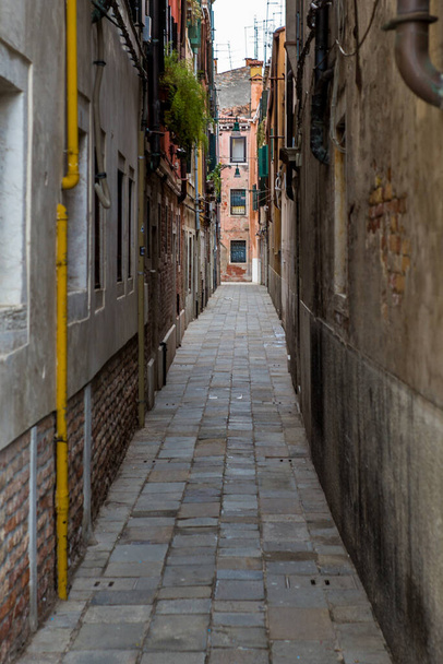 View of the channel and old palaces in Venice - 写真・画像