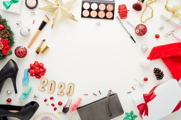 Karácsonyi dekorációk ajándékdoboz és tartozékok kozmetikai - Fotó, kép