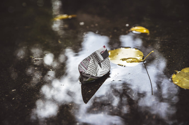 paper boat in a pool - Photo, Image
