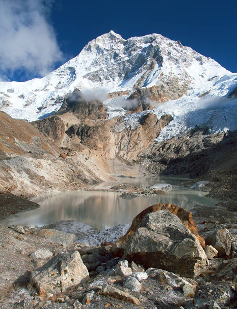 Mount Makalu and glacial lake, Nepal Himalayas mountains - Fotoğraf, Görsel