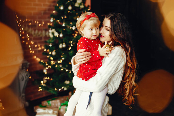 Mother with cute daughter at home - Foto, Imagen