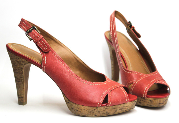 rode vrouwen sandalen - Foto, afbeelding