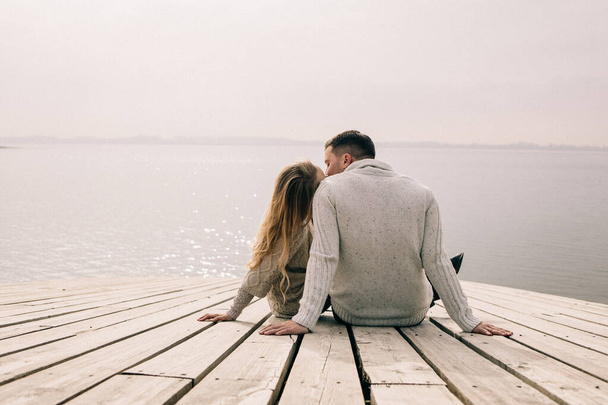 couple hugging on a pier - Foto, Imagem
