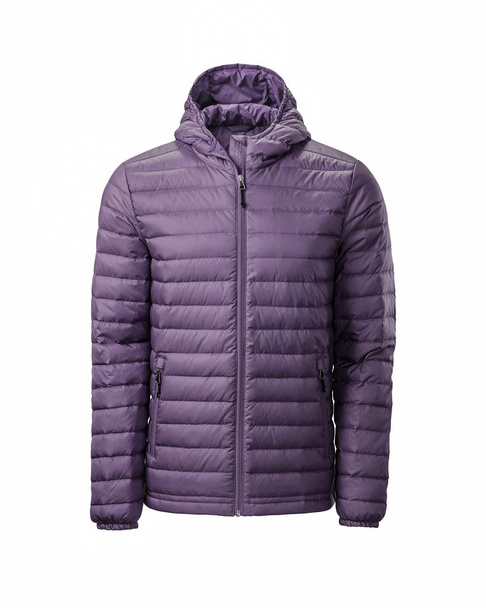 白い背景の上に隔離された男性の薄い紫色のフード付き暖かいスポーツパフジャケット。ゴーストマネキンの写真 - 写真・画像