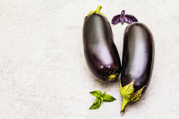 Fresh organic eggplants - Photo, Image