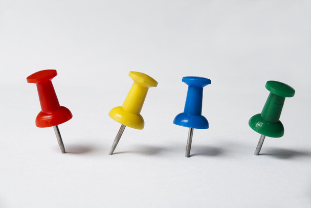 Colored Thumbtacks - Фото, изображение