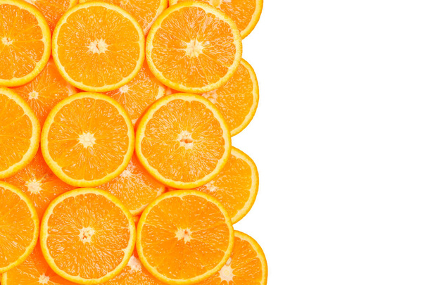 Rebanadas de naranjas como fondo, vista superior.  - Foto, Imagen