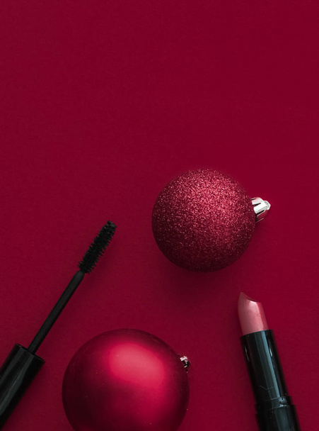 Набір косметики та косметики для бренду краси Christmas sal
 - Фото, зображення