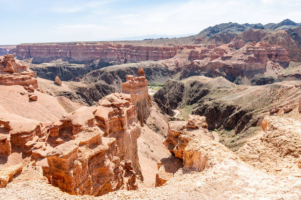 Charyn Canyon rivier 62 - Foto, afbeelding