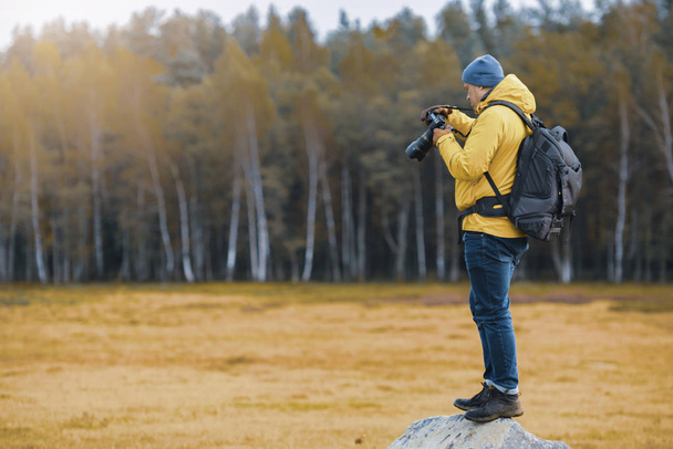 man hiker with backpack in forest trip - Foto, imagen