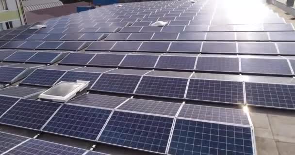 Closeup shot of solar panels on factory roof - Filmagem, Vídeo