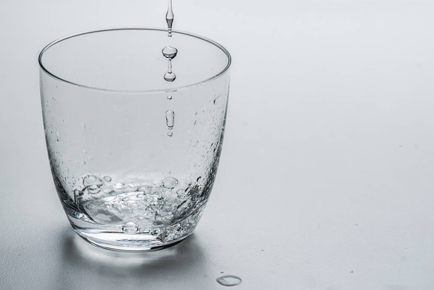 A glass of clean water - Фото, зображення