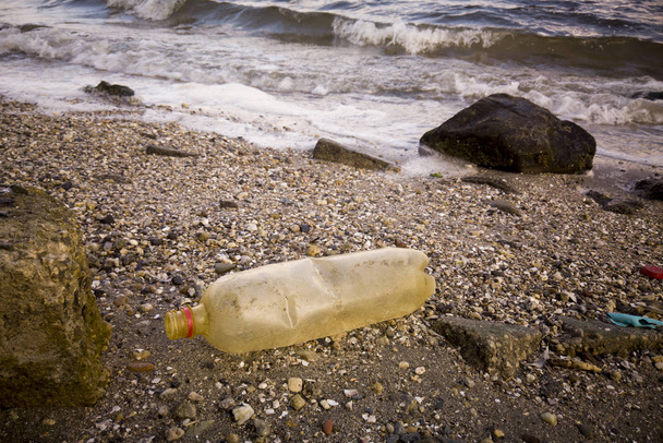 Problème de pollution marine et côtière
 - Photo, image