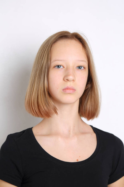 Caucasian teen girl studio portrait - Фото, изображение