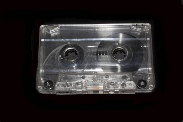 白い背景に隔離されたカセットテープ - 写真・画像