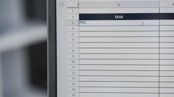 Person marking task PICK UP THE PACKEGE in online plan, to-do list - Footage, Video