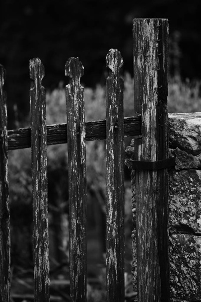 Vecchio steccato in legno, dettaglio - Φωτογραφία, εικόνα