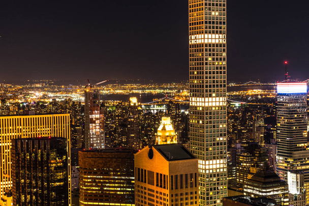 432 Park Avenue και θέα Μανχάταν νύχτα - Φωτογραφία, εικόνα