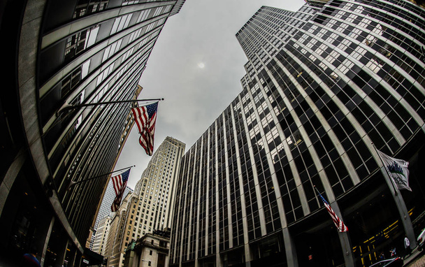 New York Wall Street and Stars and Stripes - 写真・画像
