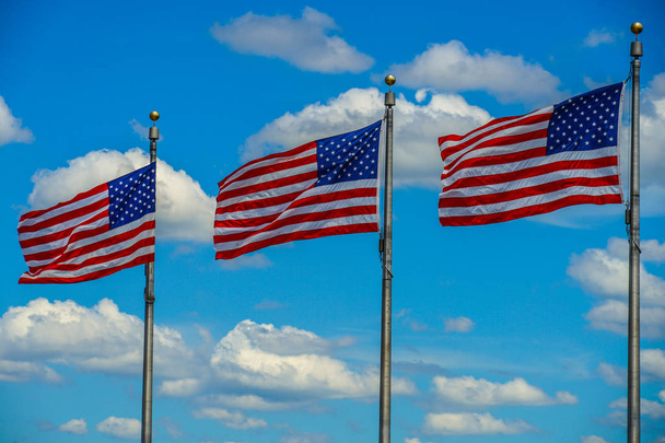Αμερικανική Σημαία Μνημείο Ουάσινγκτον (Αστέρια και Ρίγες) - Φωτογραφία, εικόνα
