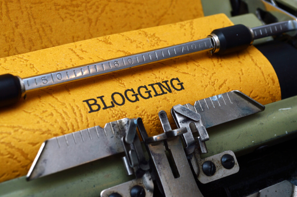Concetto di blogging
 - Foto, immagini