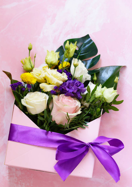 stylish modern flower bouquet for congratulations - Zdjęcie, obraz