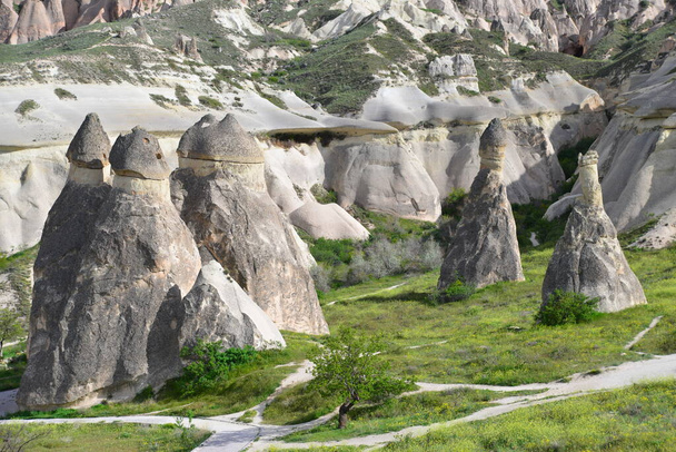 natural landscape of cappadocia, turkey - Fotoğraf, Görsel