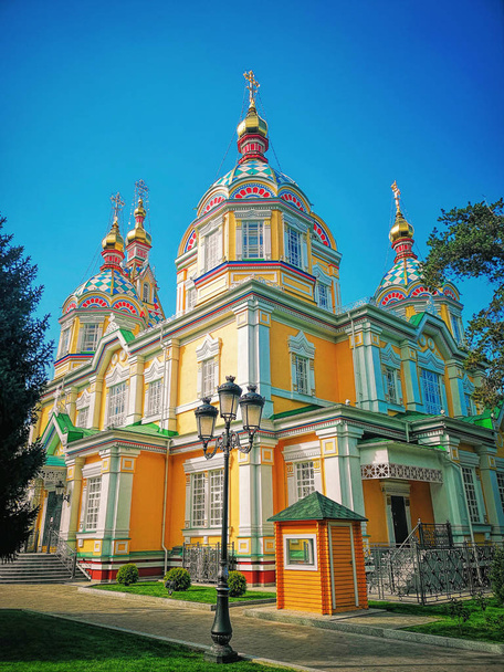 Hemelvaart kathedraal in almaty, Kazachstan - Foto, afbeelding