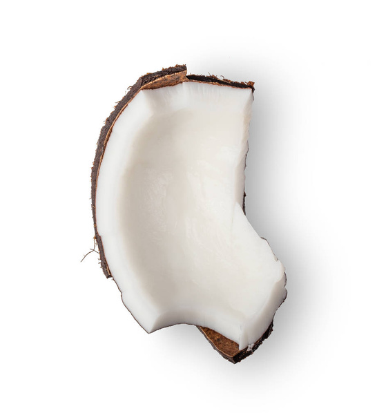 Pezzi di cocco su sfondo bianco. Vista dall'alto - Foto, immagini