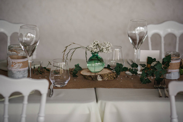 Ev yapımı garnitürleri dekorasyonu ile düğün yemeğinde catering açık - Fotoğraf, Görsel
