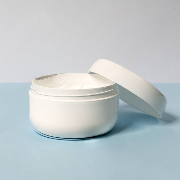 moisturizer cream isolated - Φωτογραφία, εικόνα