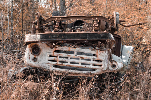 uszkodzony samochód radioaktywny w Czarnobylu - Zdjęcie, obraz