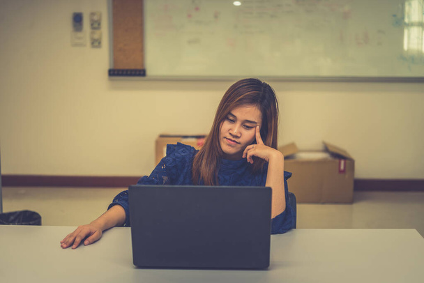 young business woman stressed from work overload while working in office - Foto, Imagen