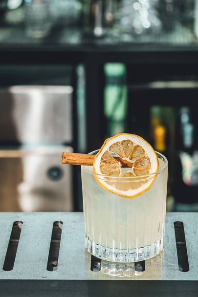  alcoholic cocktail at the bar background - Valokuva, kuva