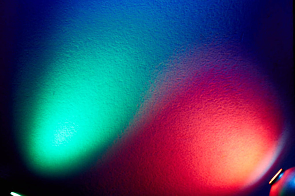 Lanternes de couleur rouge et vert clair sur fond bleu foncé
 - Photo, image