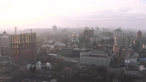 Living Houses and Block of flats in Kiev 4K Drone flight - Filmagem, Vídeo